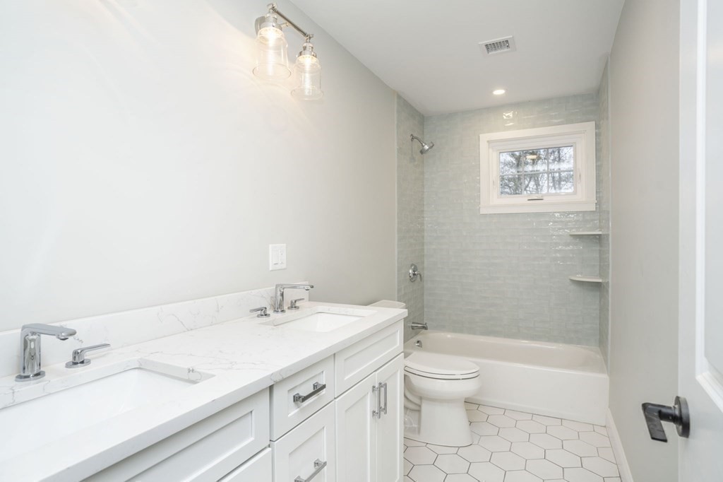 369 Myrtle Street Hanover, MA 02339 - Photo 33 of 40 Gallery Image 33