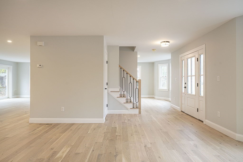 369 Myrtle Street Hanover, MA 02339 - Photo 5 of 40 Gallery Image 5