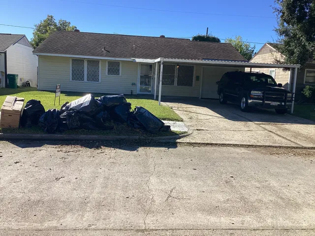 a view of a parking garage