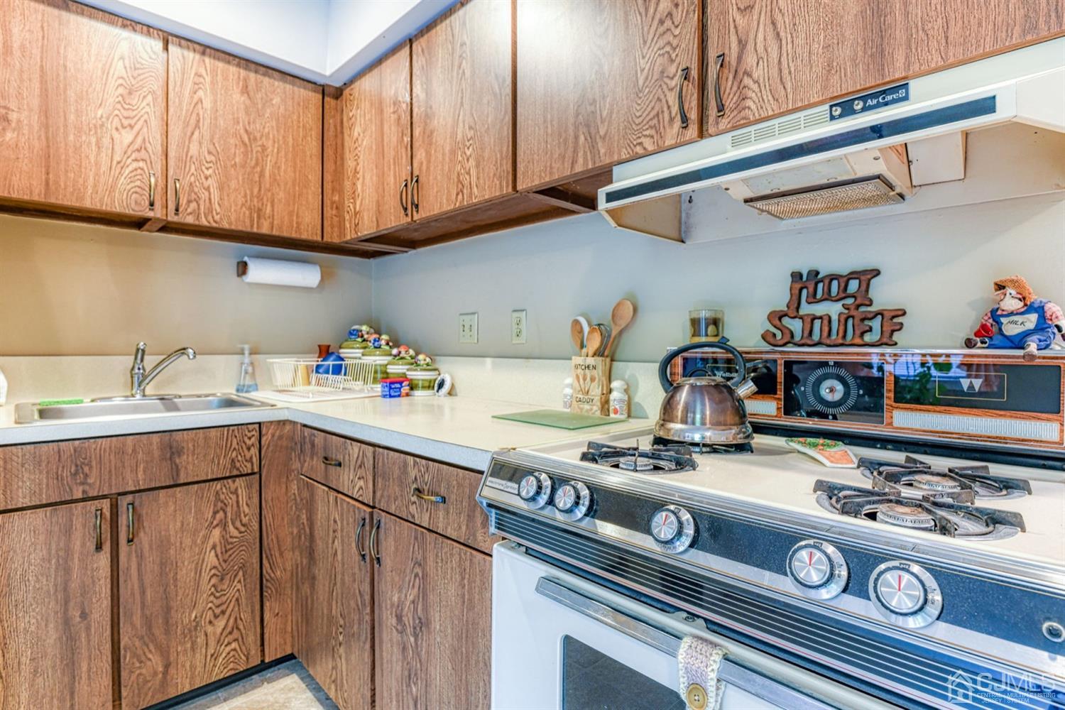 160 Evergreen Road, Unit 5A Edison, NJ 08837 - Photo 9 of 21 Gallery Image 9