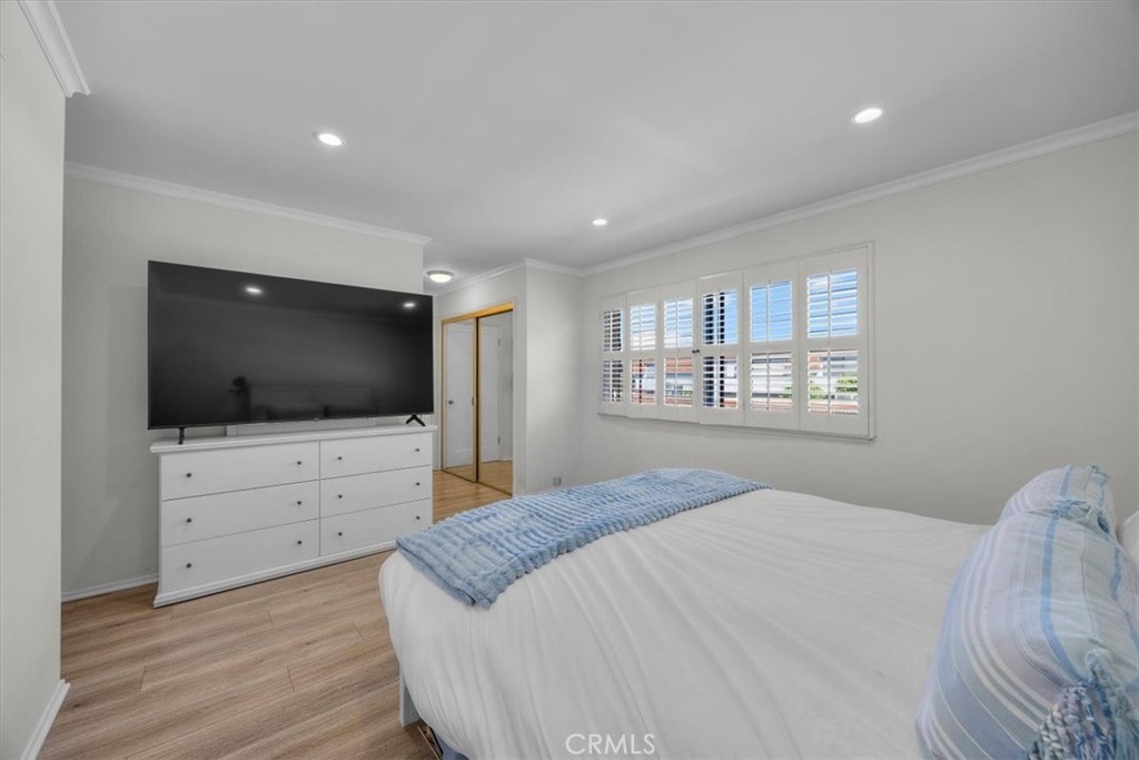 28178 Ridgecove Court South Rancho Palos Verdes, CA 90275 - Photo 22 of 45 a bedroom with a bed and a flat screen tv