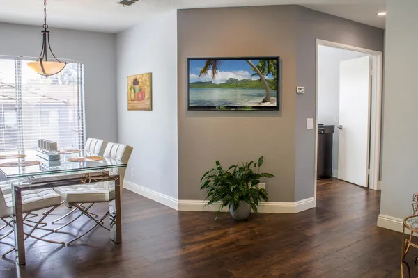 $3,200 | 522 Via Colinas, Westlake Village, CA 91362