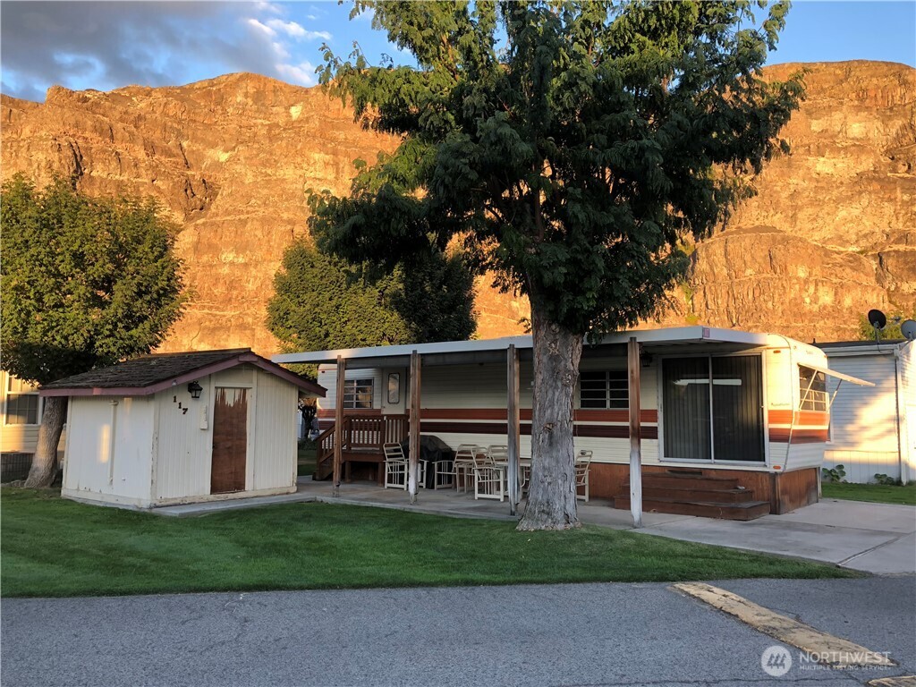 8818 Crescent Bar Road Northwest, Unit 117 Quincy, WA 98848 - Photo 2 of 25