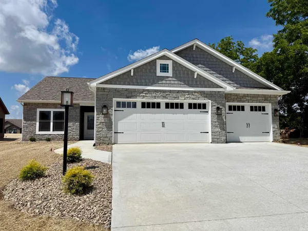 $439,900 | 2025 Approach Drive, Auburn, IN 46706