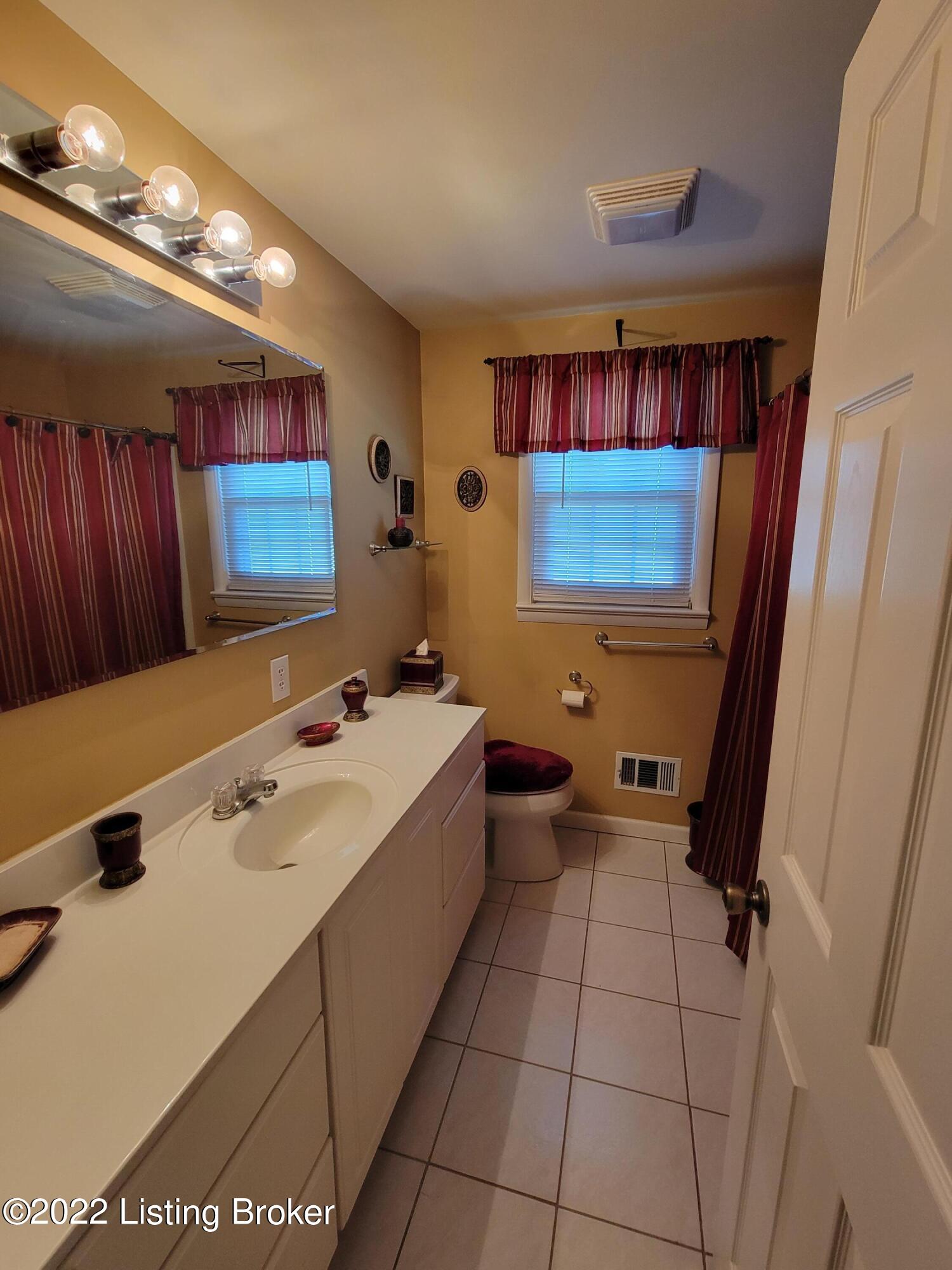 9722 3rd Street Road Louisville, KY 40272 - Photo 35 of 46 20220922_152753