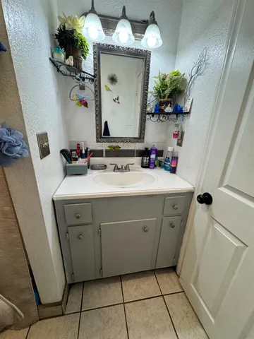 $349,900 | 333 Cherry Street, Lodi, CA 95240