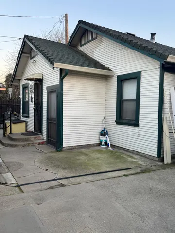 $349,900 | 333 Cherry Street, Lodi, CA 95240