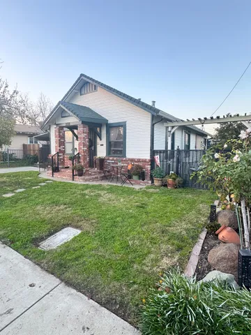 $349,900 | 333 Cherry Street, Lodi, CA 95240