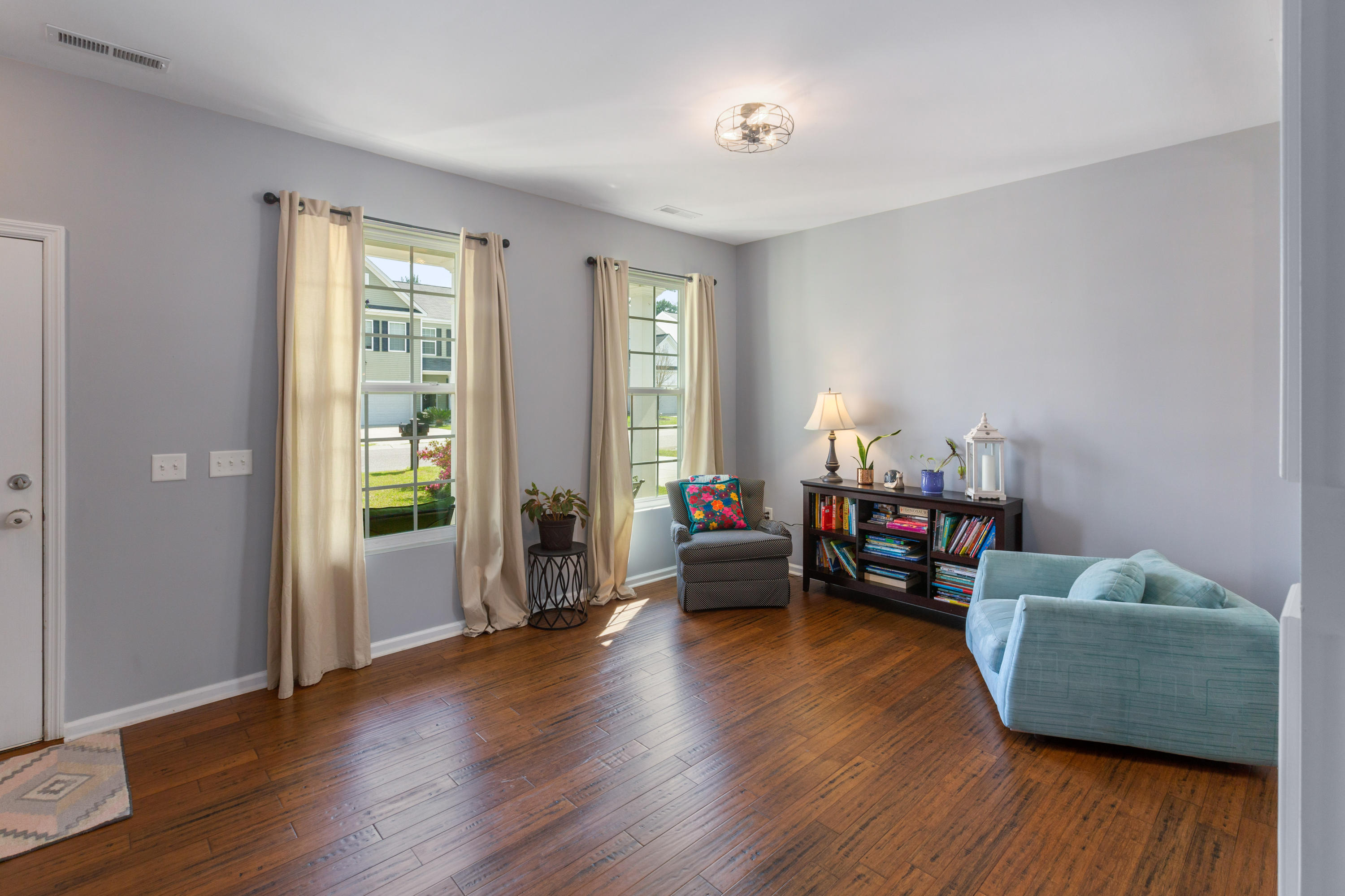 1224 Cosmos Road Summerville, SC 29483 - Photo 9 of 37 1224cosmosrdsummervillebrettmartinphotog