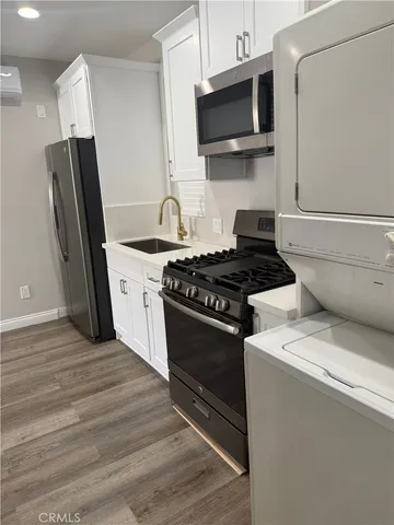 $1,800 | 453 West Grevillea Street, Unit B, Ontario, CA 91762