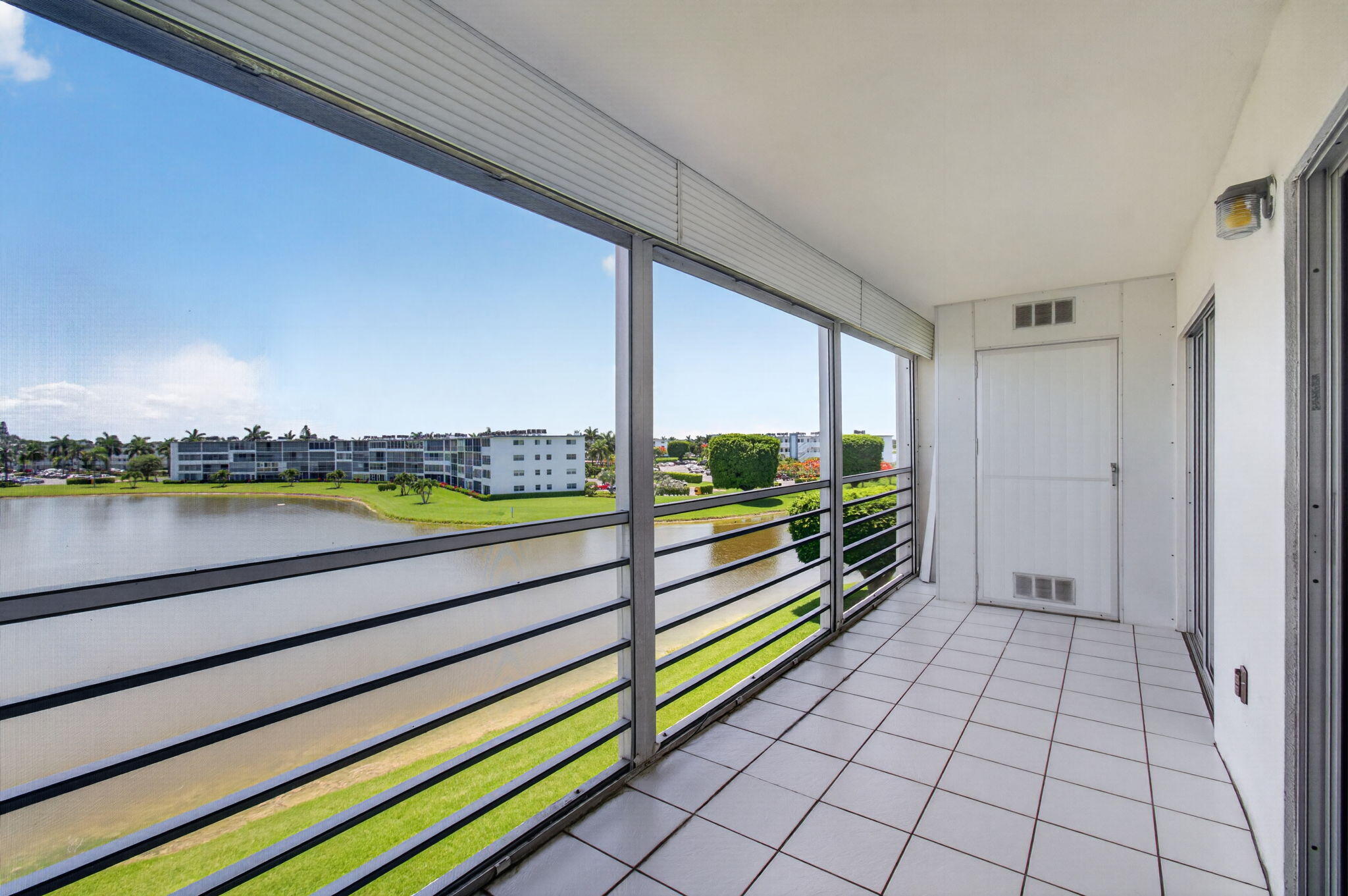 4059 Guildford East Boca Raton, FL 33434 - Photo 41 of 101 47-web-or-mls-DSC_8120