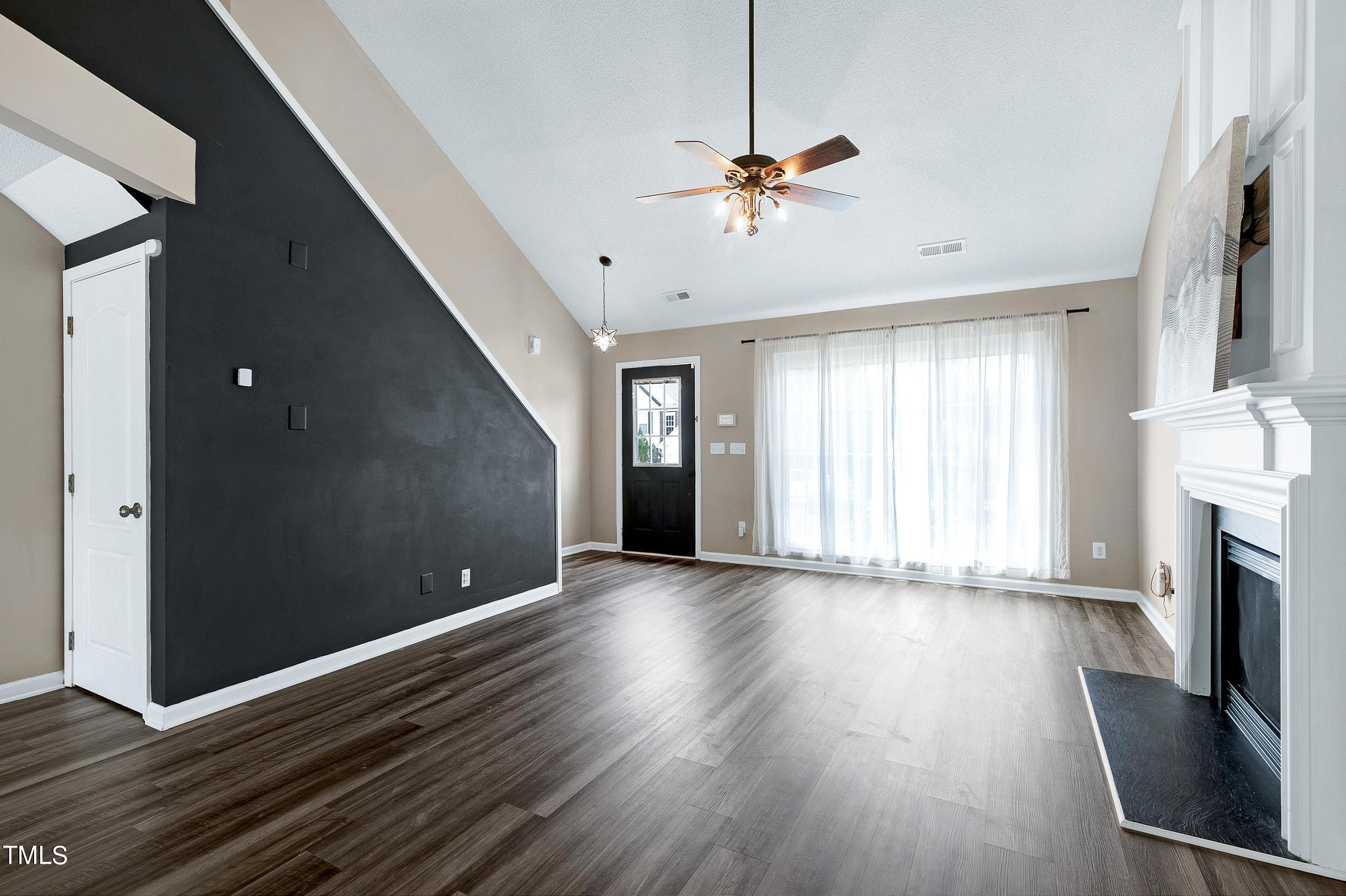 4804 Cardinal Grove Boulevard Raleigh, NC 27616 - Photo 15 of 32 259A6366-3000