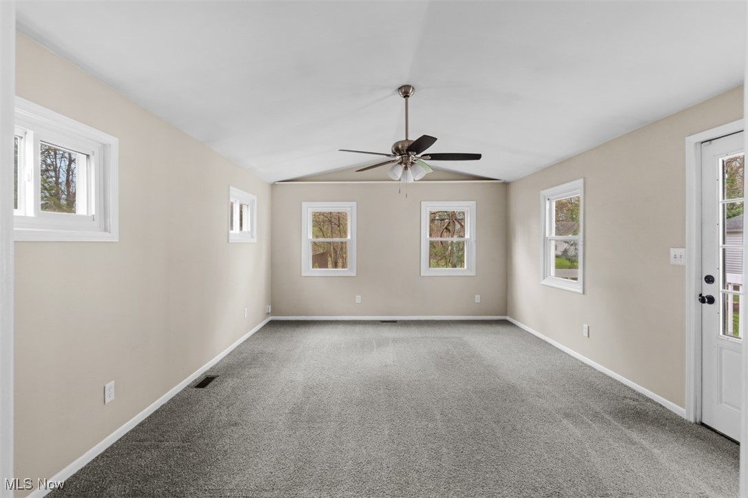 1747 Oakmount Road South Euclid, OH 44121 - Photo 11 of 28
