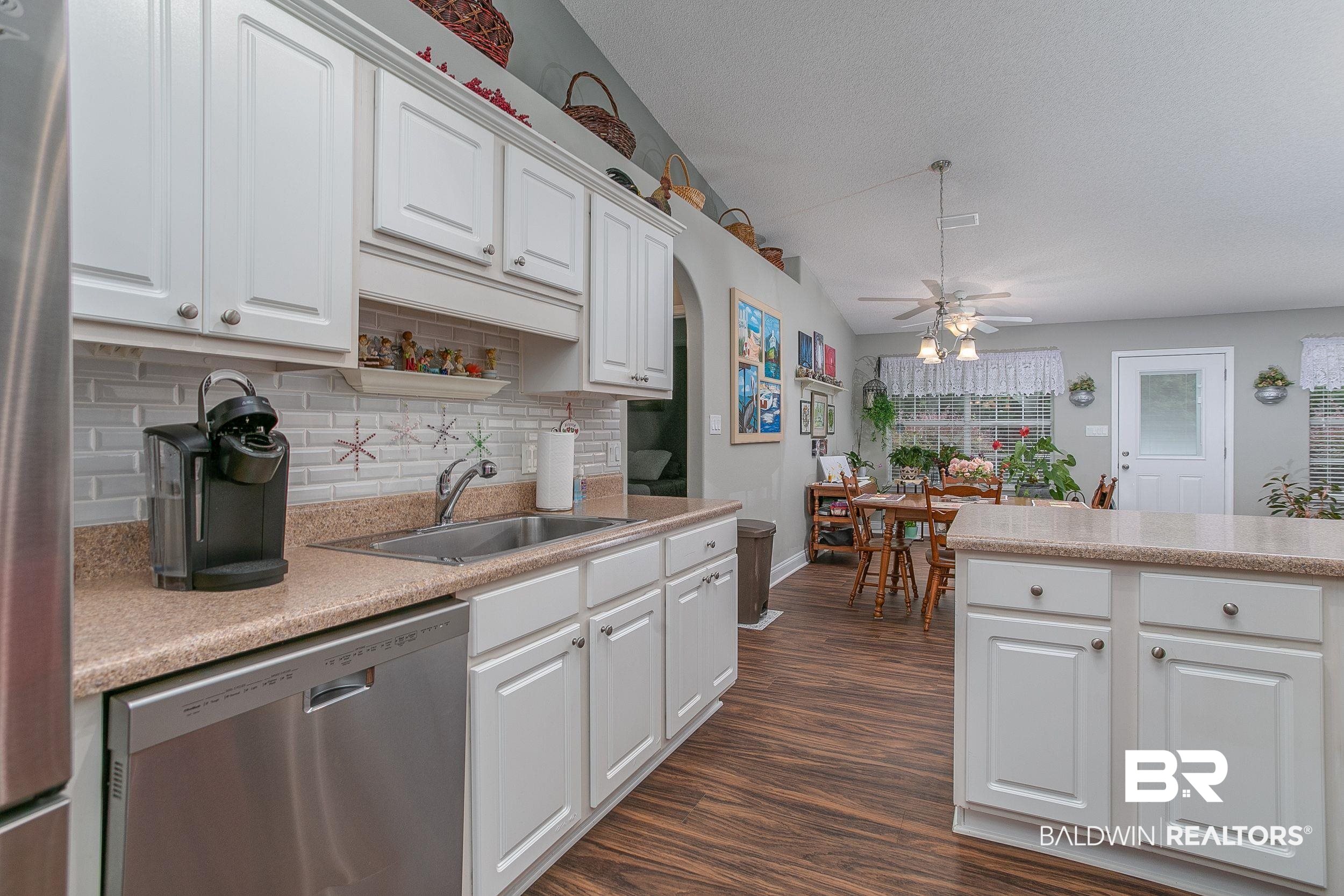 558 Leeds Court Foley, AL 36535 - Photo 13 of 48 Gallery Image 13