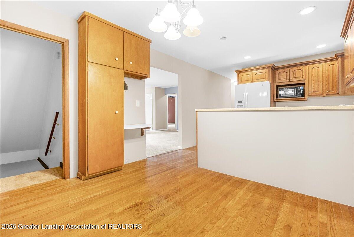 989 North Onondaga Road Holt, MI 48842 - Photo 12 of 58 33-Media Jett - 28