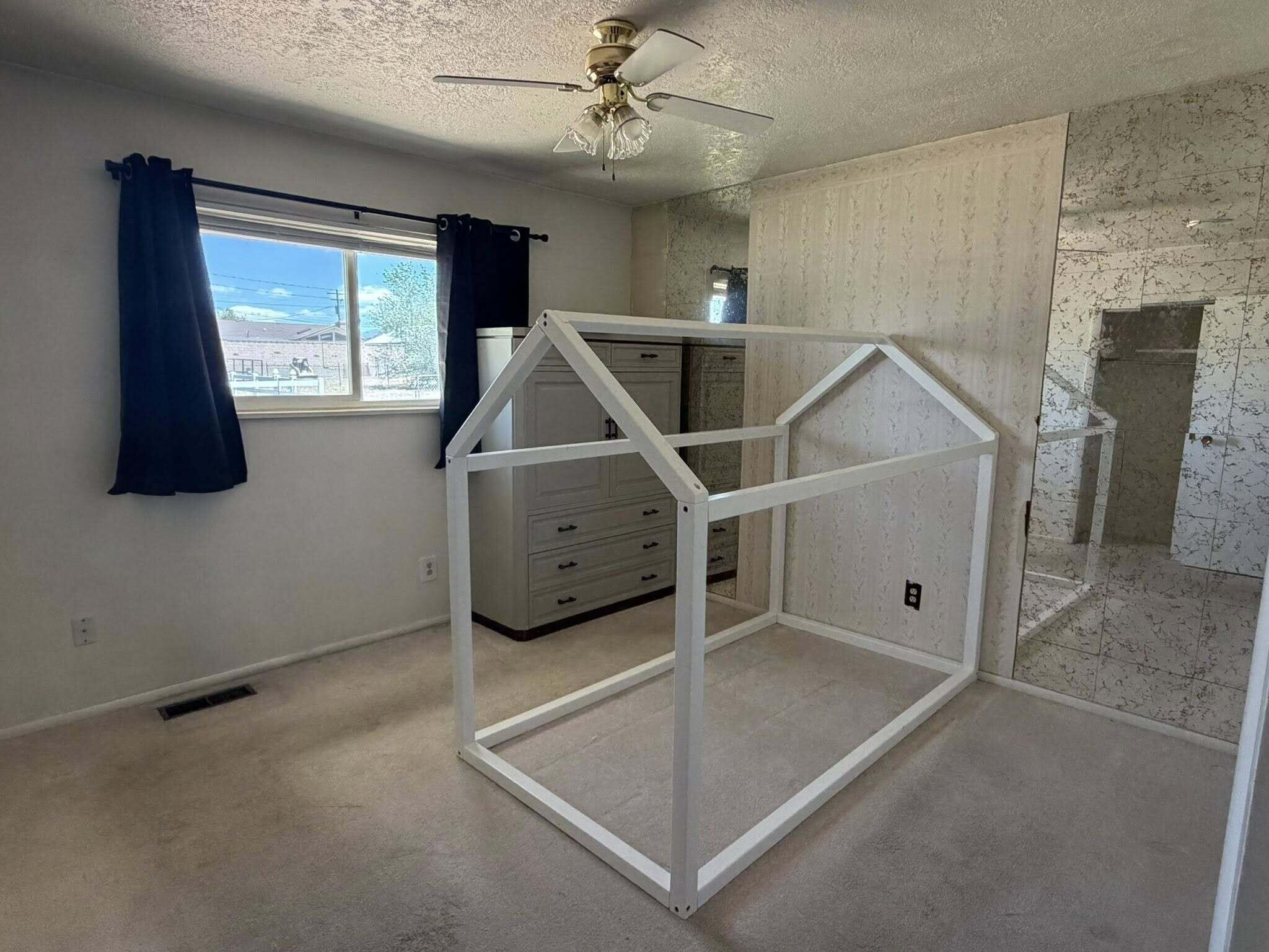 195 South 100 E Street Beaver, UT 84713 - Photo 13 of 23 Bedroom 3