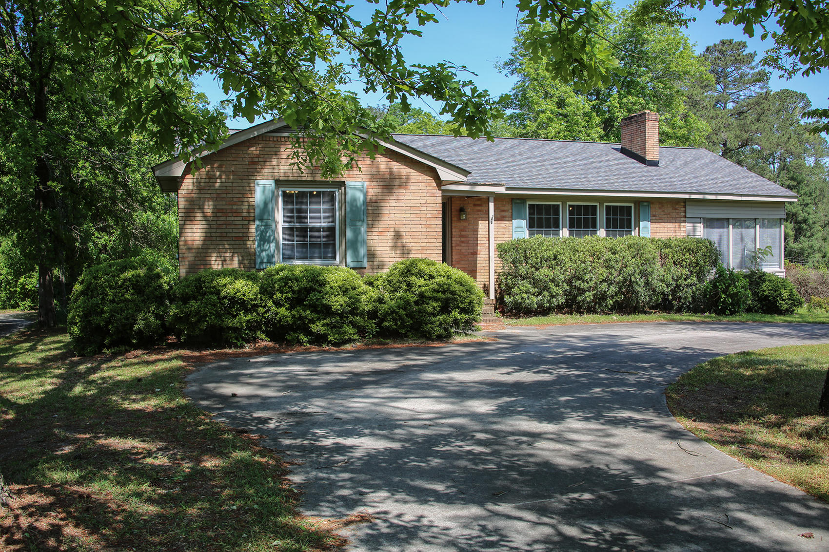 703 Hillcrest Drive Rockingham, NC 28379 - Photo 5 of 38 5