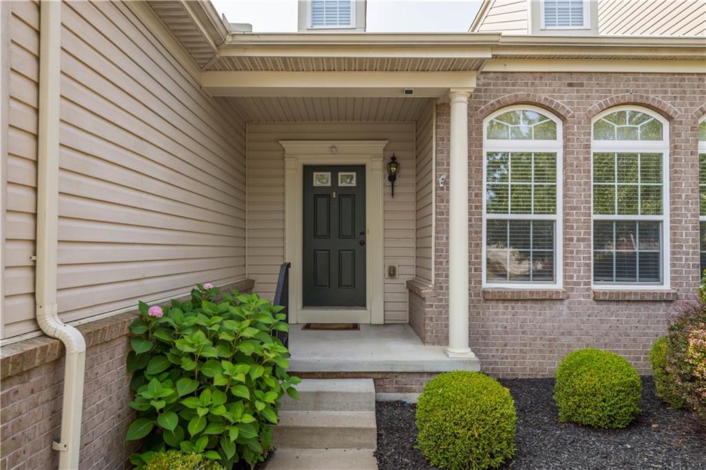 205 Maple Ridge Drive Canonsburg, PA 15317 - Photo 2 of 34