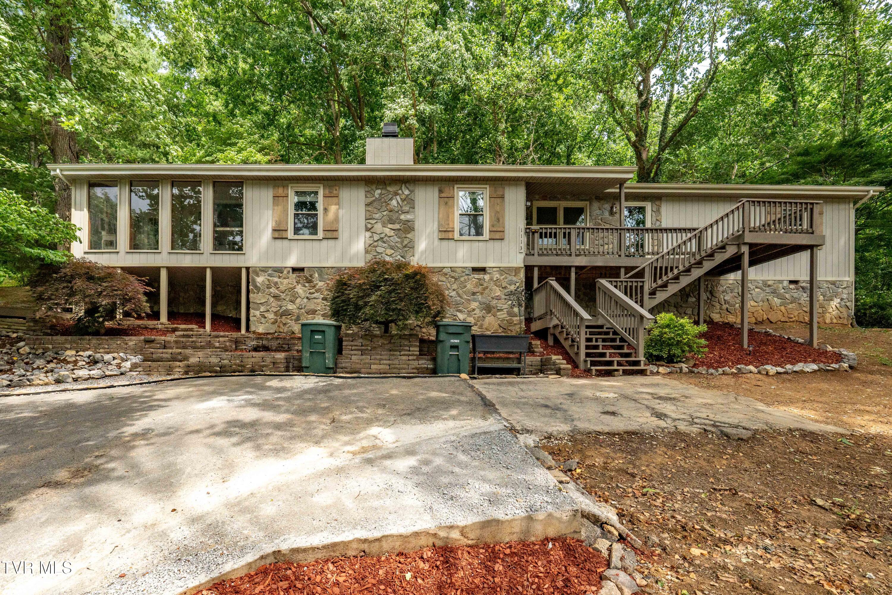 1113 Berry Road Elizabethton, TN 37643 - Photo 62 of 88 1113 Berry Rd (30 of 89)