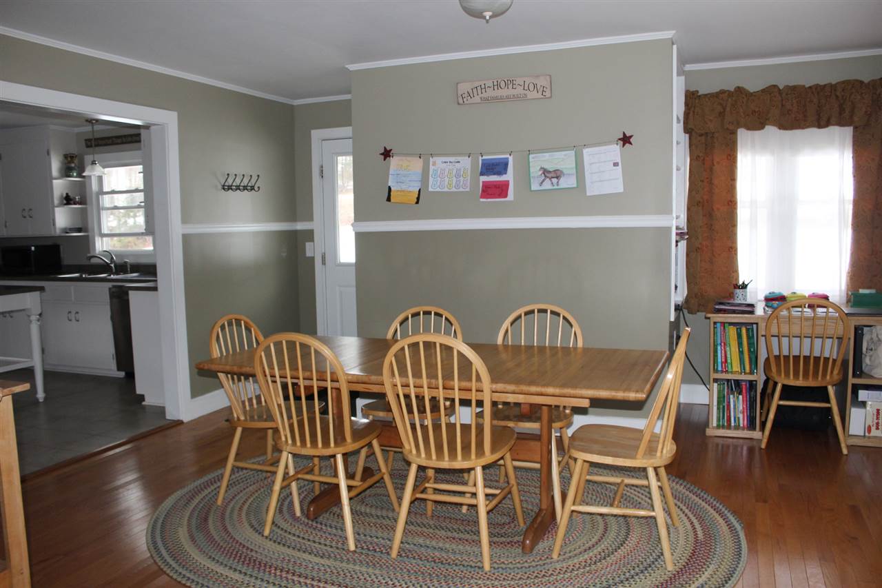823 Center Of Town Road Hartford, VT 05001 - Photo 7 of 34 Gallery Image 7