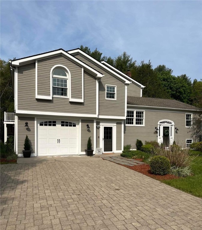 71 Spring Street Hopkinton, RI 02832 - Photo 3 of 36