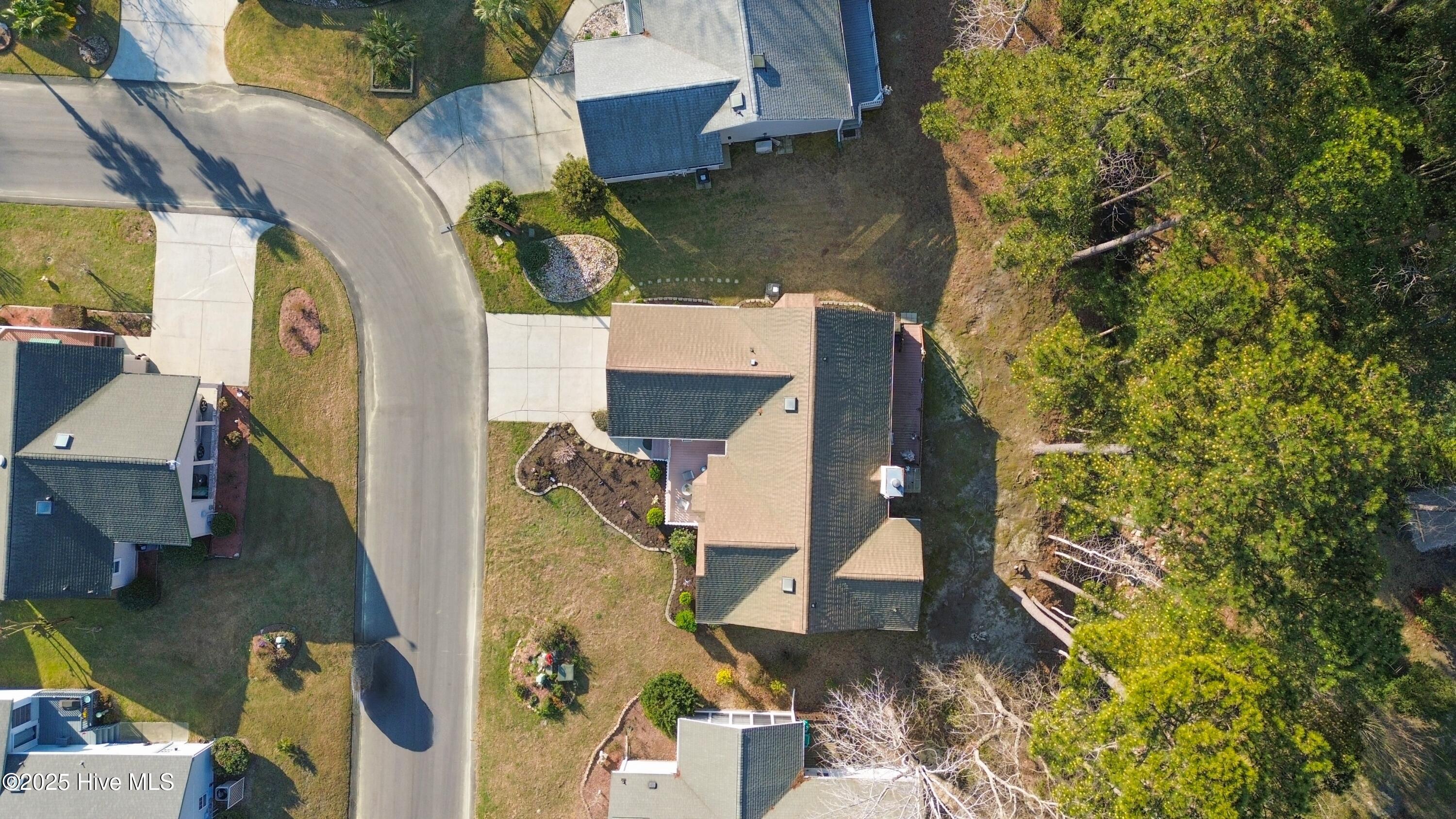 445 Deer Path
