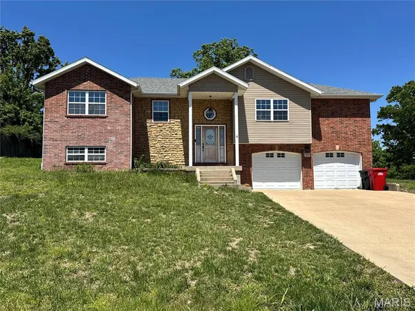 $372,000 | 18902 Ladera Road, Waynesville, MO 65583