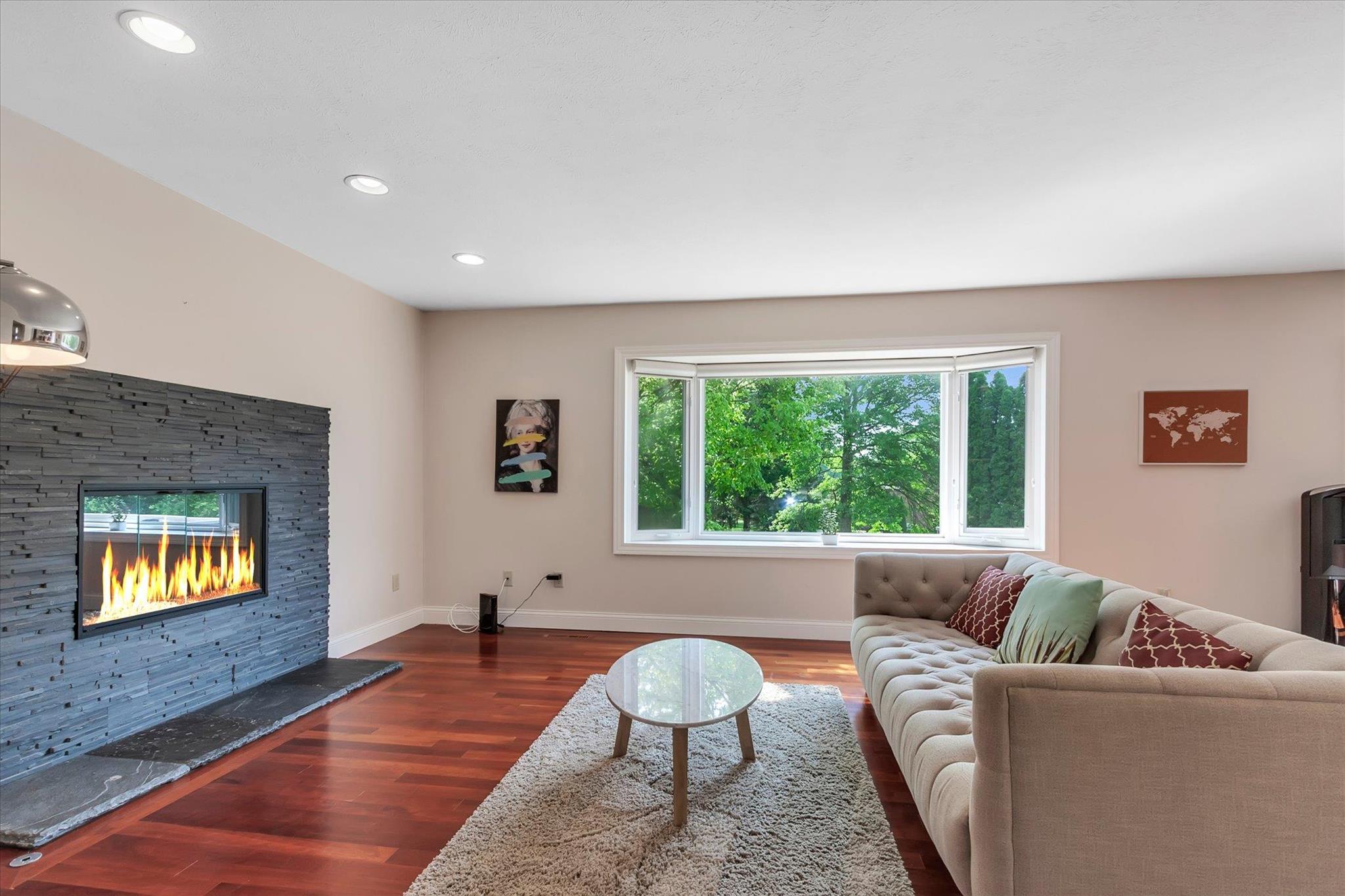 15582 Hunting Ridge Trail Granger, IN 46530 - Photo 11 of 36 Gallery Image 11