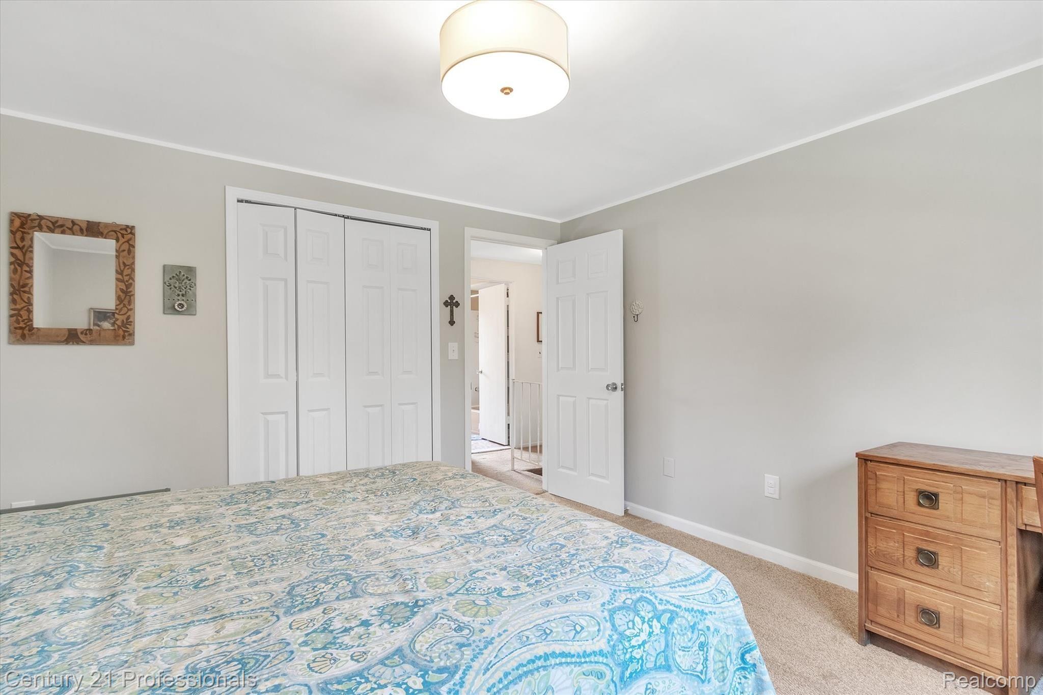 851 Hampton Circle Rochester, MI 48307 - Photo 36 of 50 36-851 Hampton Cir-Windowstill-Real-Estate-Photography-37.jpg