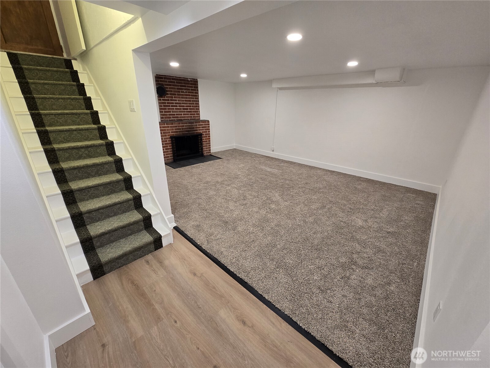 503 Clay Street Walla Walla, WA 99362 - Photo 6 of 21 wooden floor in an empty room with wooden floor