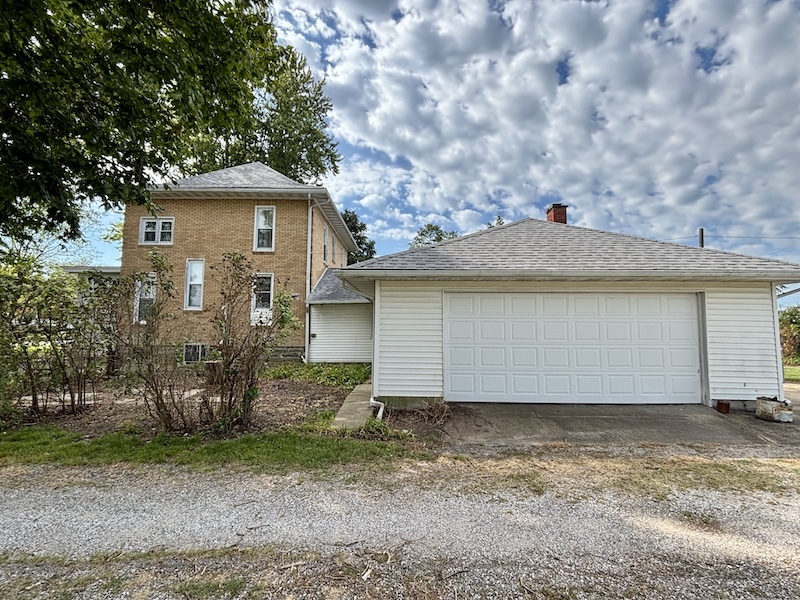 111 North Adams Street Carthage, IL 62321 - Photo 4 of 43 Gallery Image 4