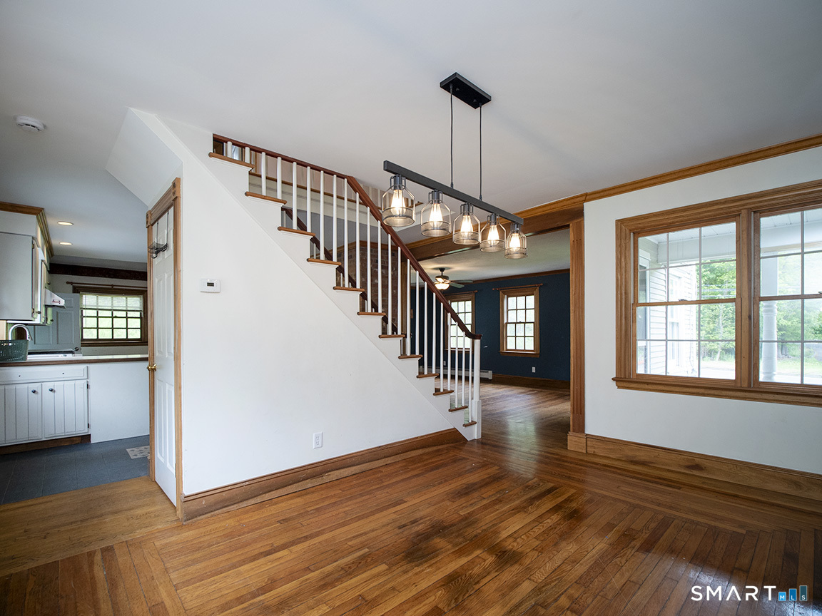 388 Amity Road Woodbridge, CT 06525 - Photo 18 of 39