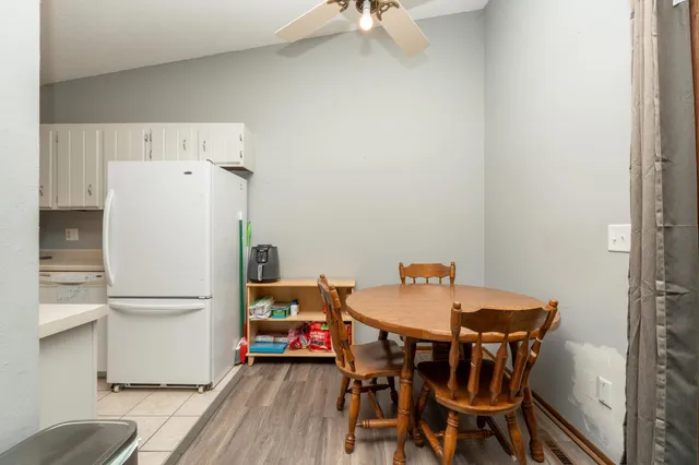 $169,900 | 5616 North Innsbruck Court, Fridley, MN 55432