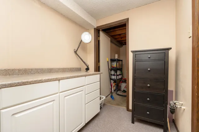 $169,900 | 5616 North Innsbruck Court, Fridley, MN 55432