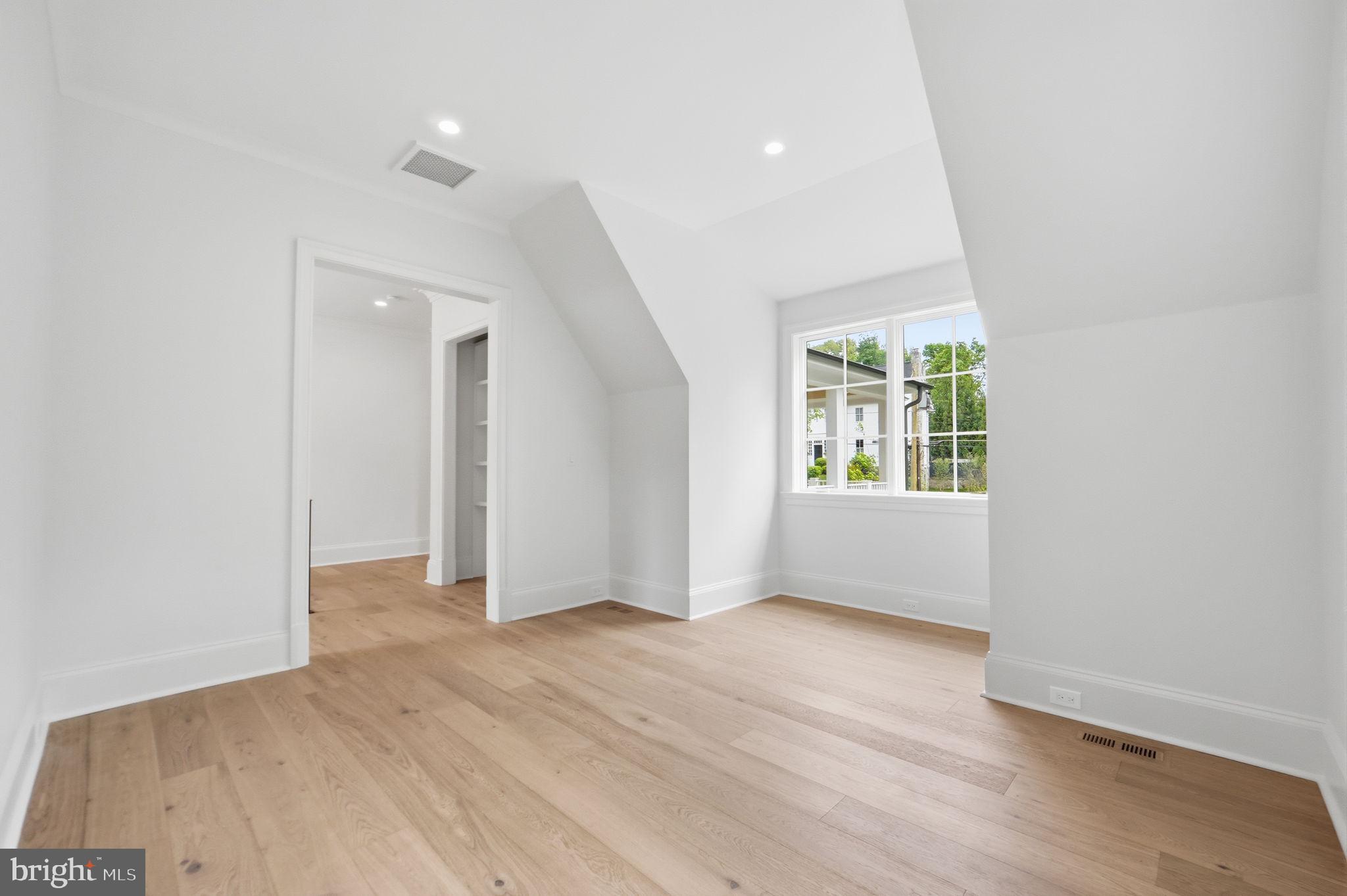 6008 Oakdale Road McLean, VA 22101 - Photo 45 of 100