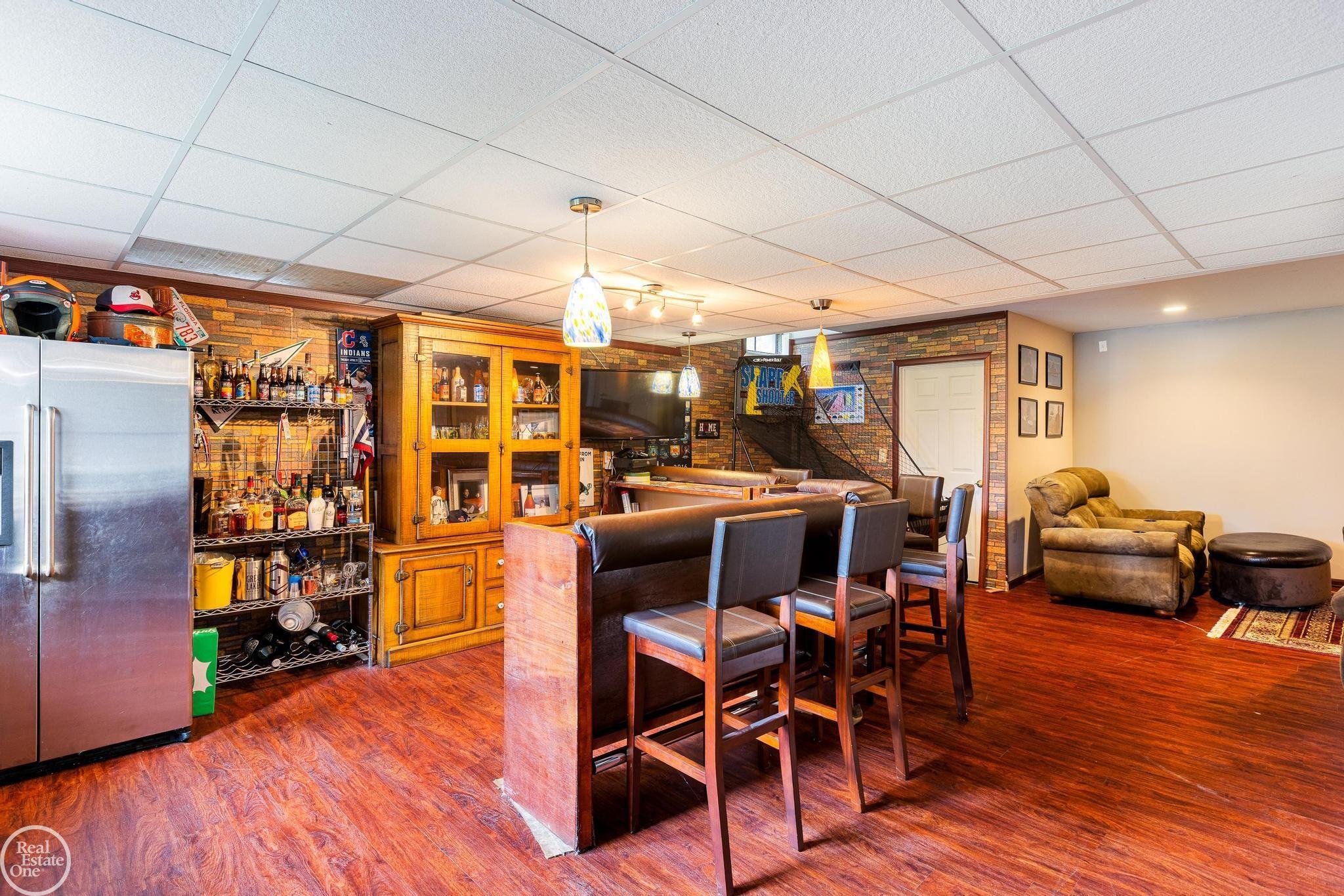2457 Andover Boulevard Rochester, MI 48306 - Photo 39 of 74