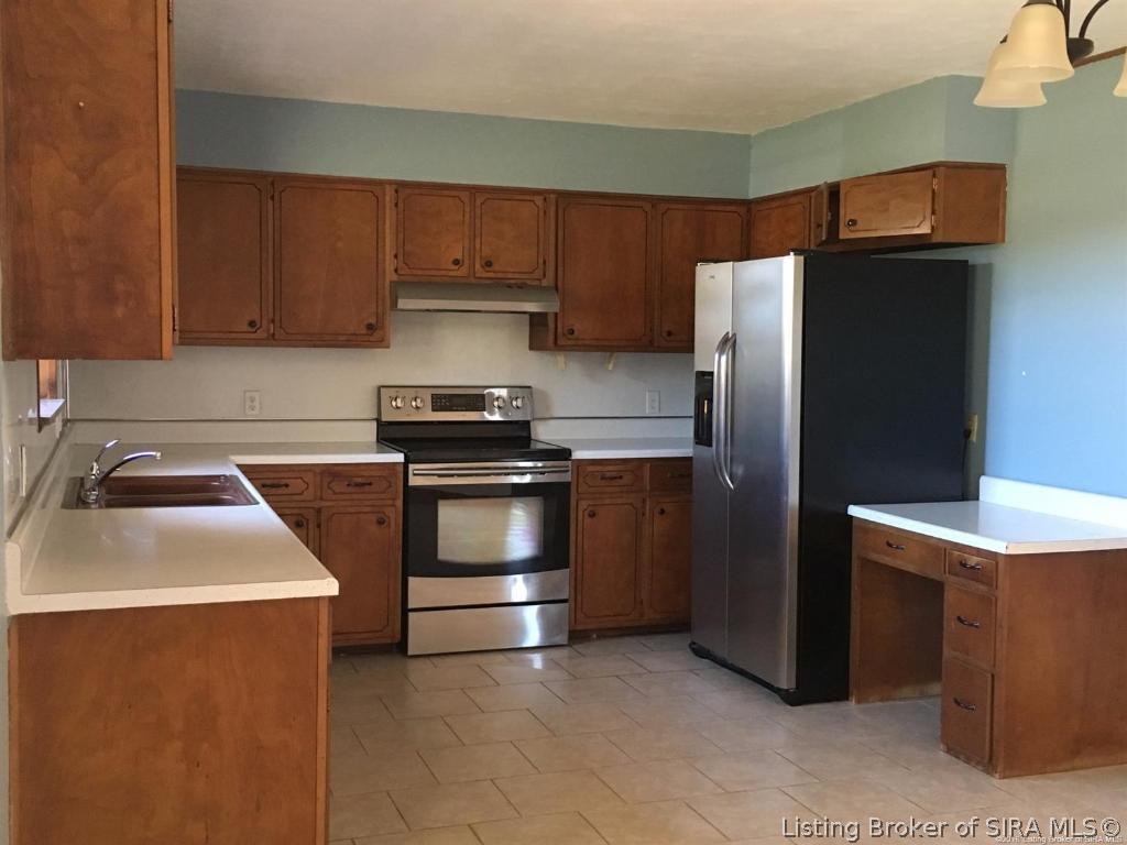 1360 Oakes Road Georgetown, IN 47122 - Photo 6 of 15