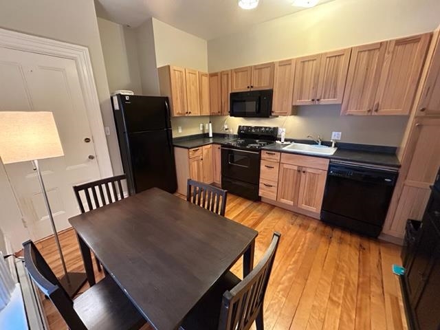 313 Bridge Street, Unit 3 Manchester, NH 03104 - Photo 3 of 35 Gallery Image 3