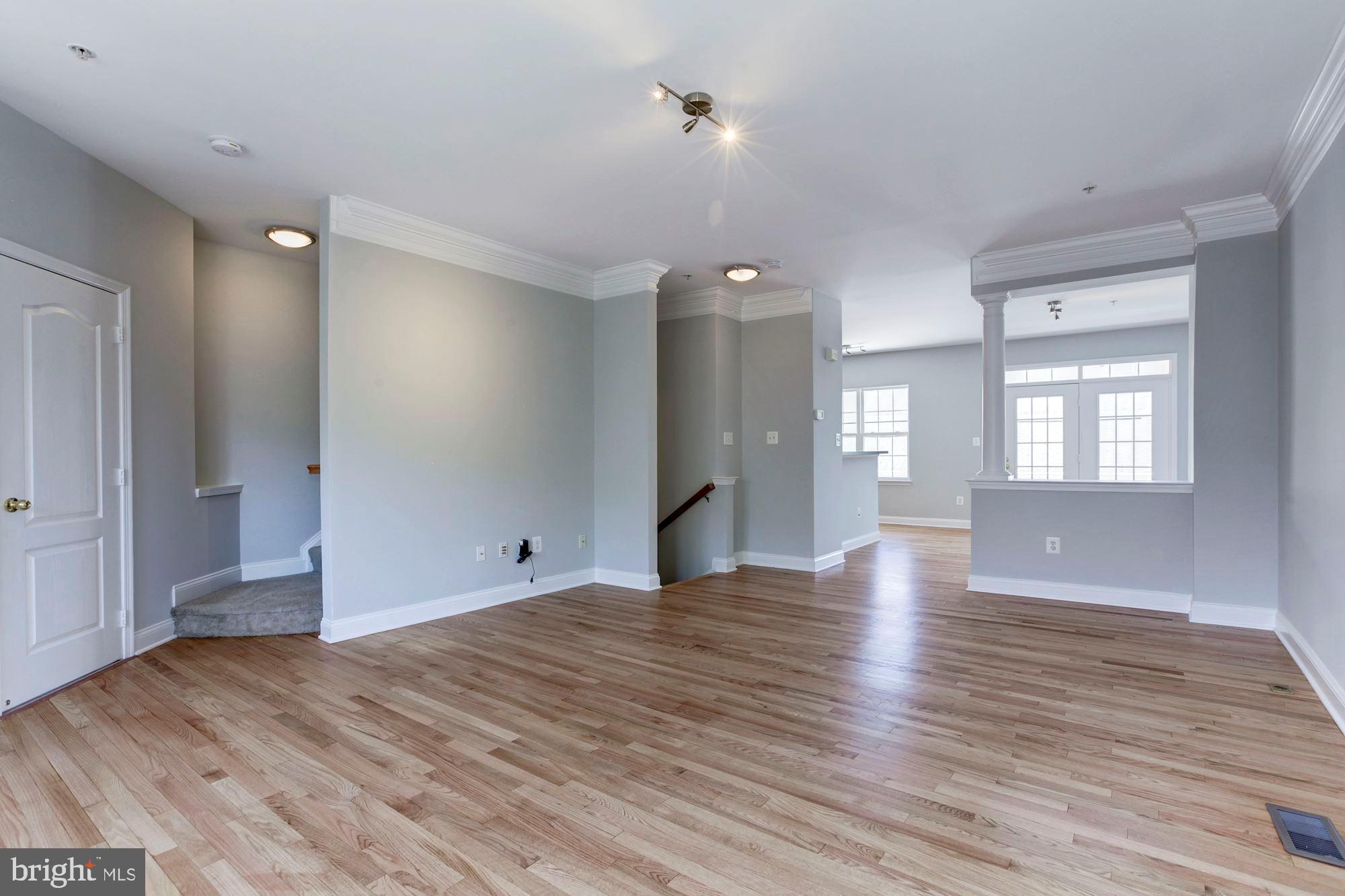 1017 Gaither Road Rockville, MD 20850 - Photo 8 of 35 Living Room