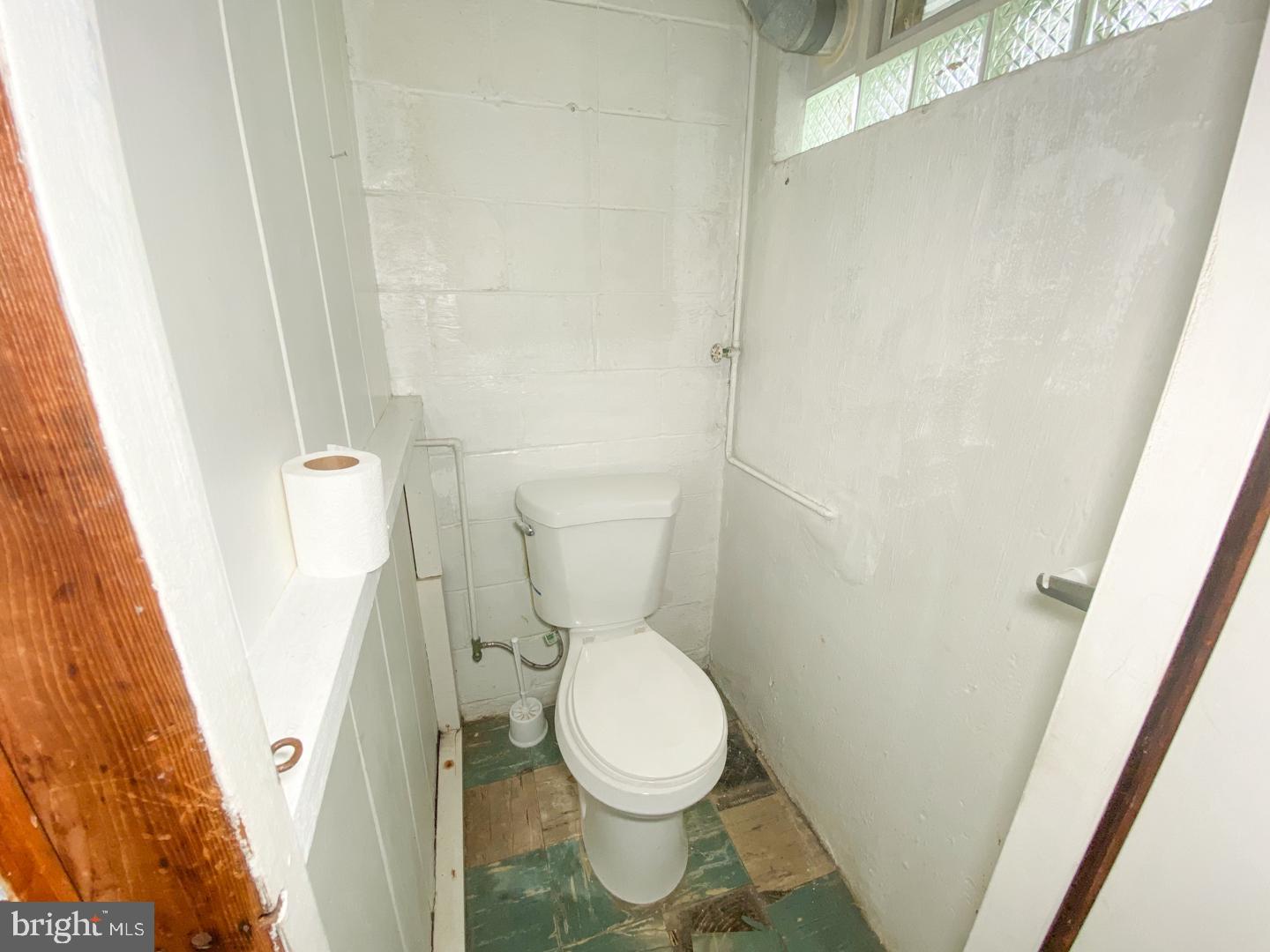 5921 Glenkirk Road Baltimore, MD 21239 - Photo 18 of 22 Gallery Image 18