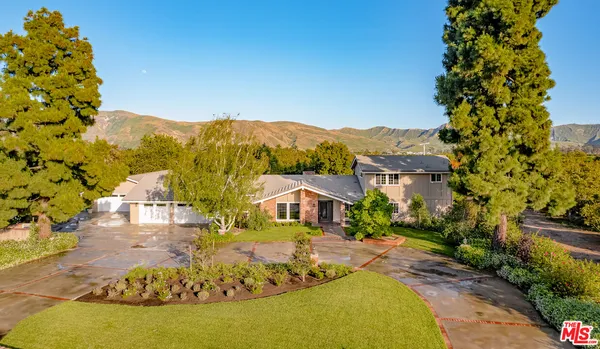$2,999,000 | 280 Cummings Road, Santa Paula, CA 93060