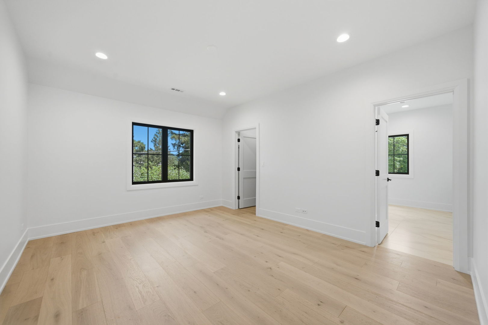 440 Briarhill Road Glenview, IL 60025 - Photo 38 of 52 Gallery Image 38