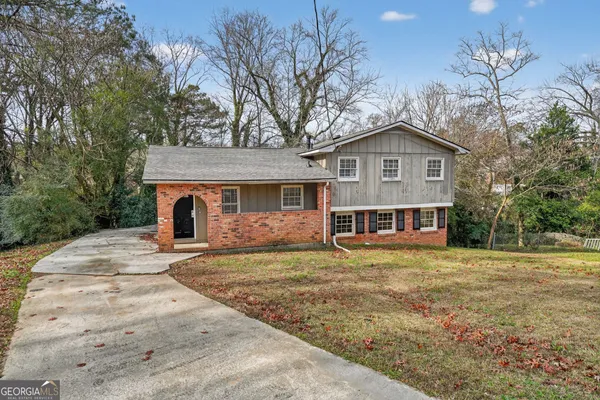 $164,900 | 2497 Celina Court, Morrow, GA 30260