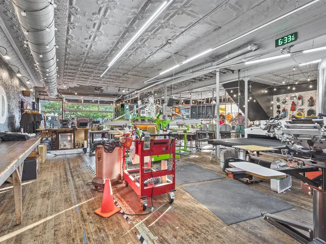 $799,000 | 402 East State Street, Rockford, IL 61104