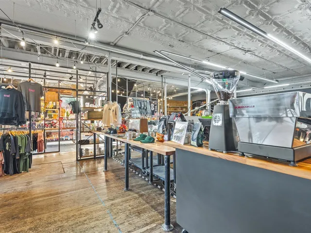 $799,000 | 402 East State Street, Rockford, IL 61104