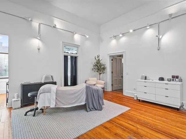 $799,000 | 402 East State Street, Rockford, IL 61104