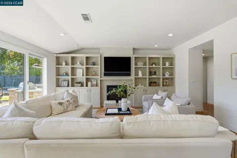 $2,800,000 | Undisclosed Address, Moraga, CA 94556