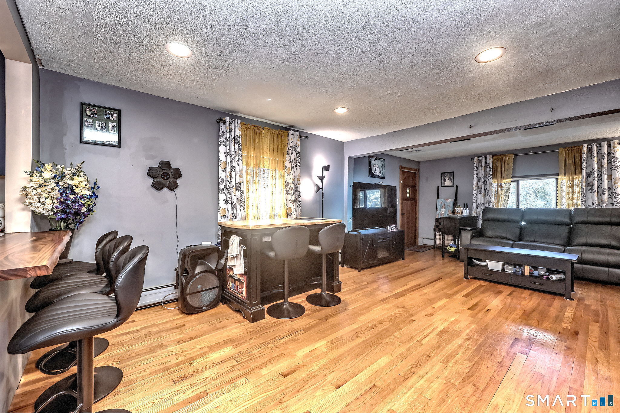 312 Old Point Road Milford, CT 06460 - Photo 19 of 40 Gallery Image 19