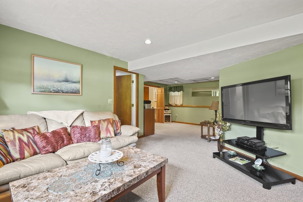 3 Okemo Ridge Road Sutton, MA 01590 - Photo 18 of 26