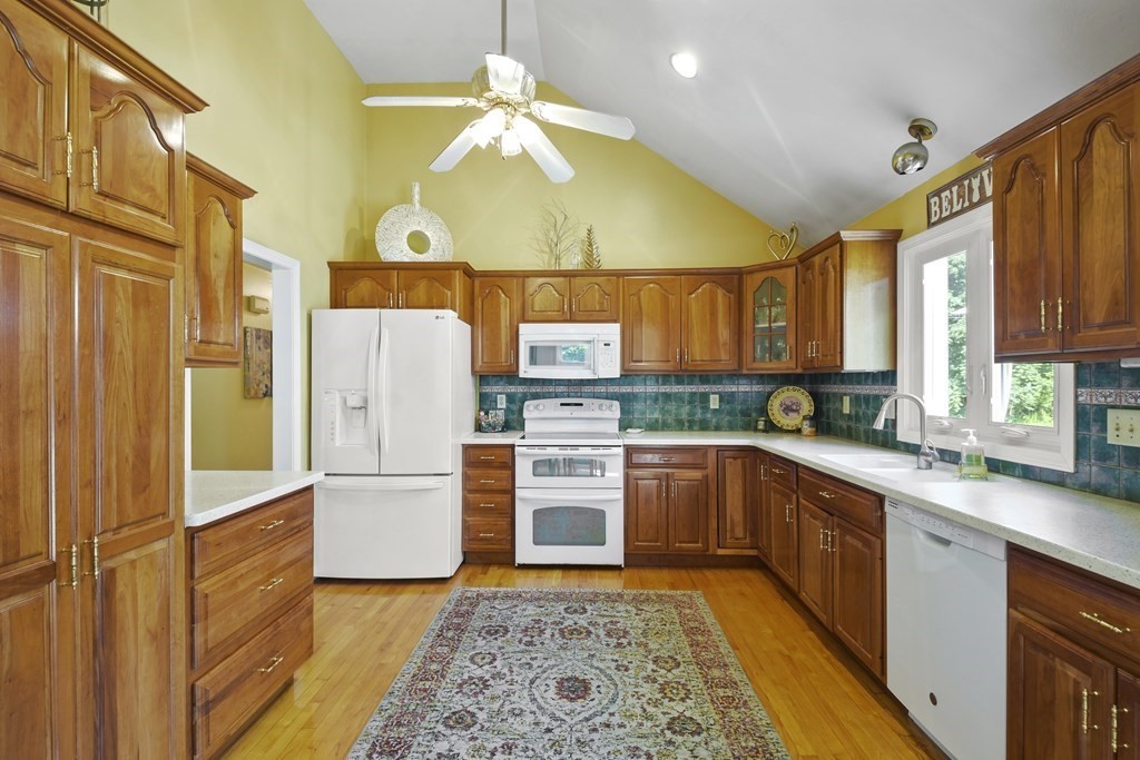 3 Okemo Ridge Road Sutton, MA 01590 - Photo 5 of 26